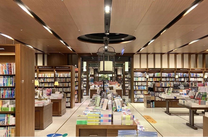 圖片出自:誠品官方網站,拍攝於誠品生活空間。